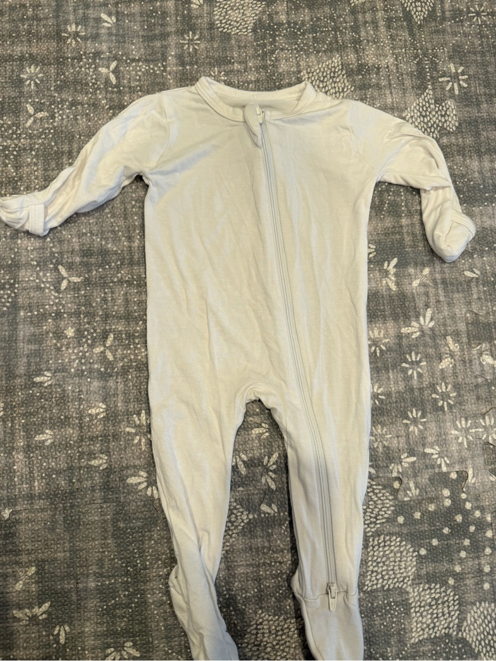 Kyte BABY Cream Footed Zipper One-Piece Pajama